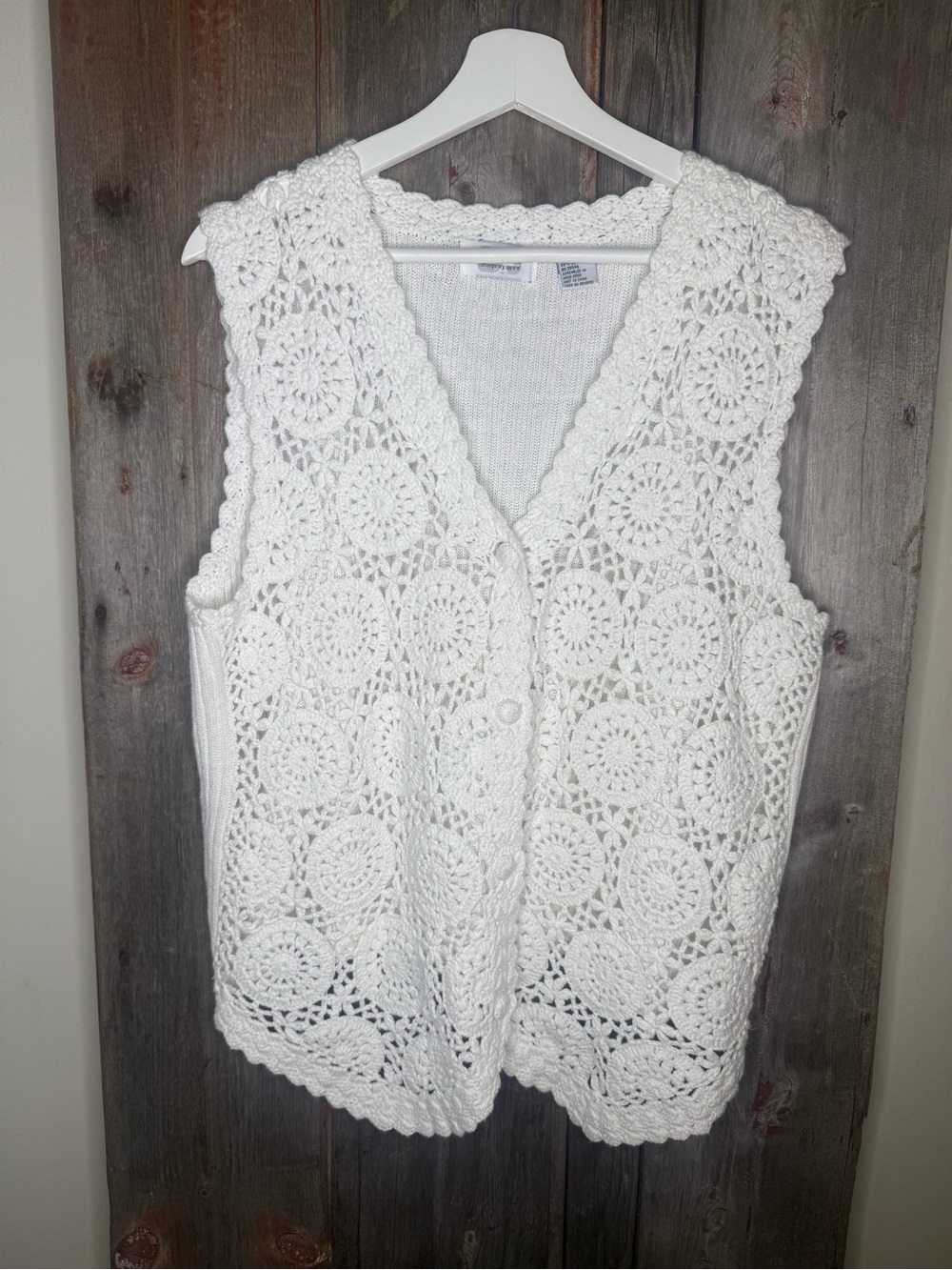 Vintage 90s Sostanza White Crochet Knit Vest Sweater - Women size Medium